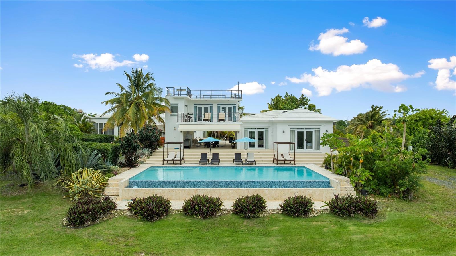 listing main picture