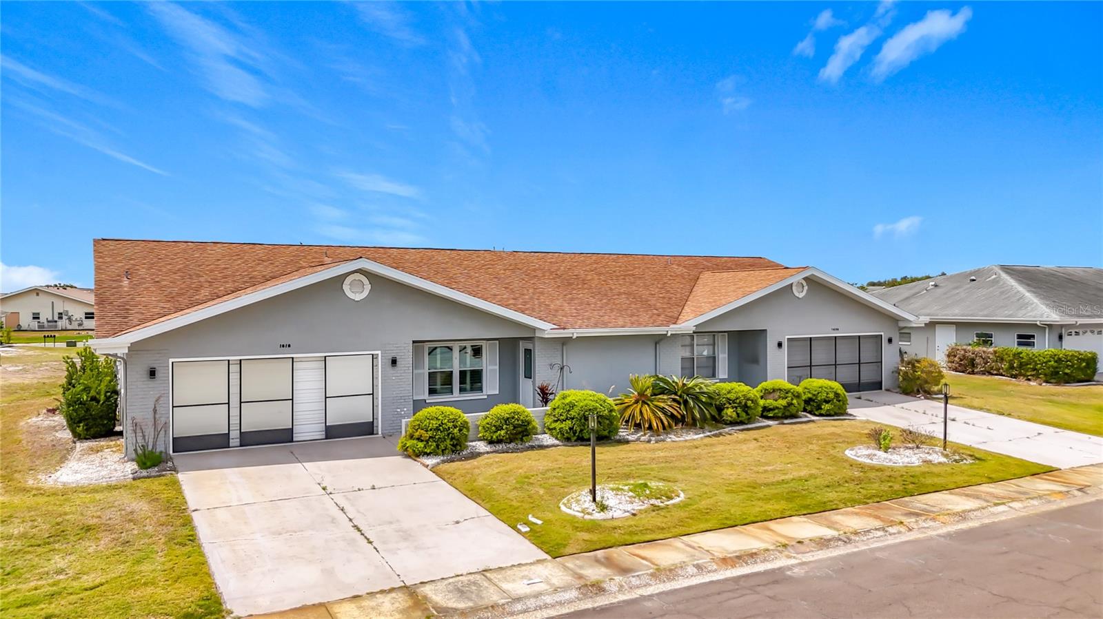 listing main picture