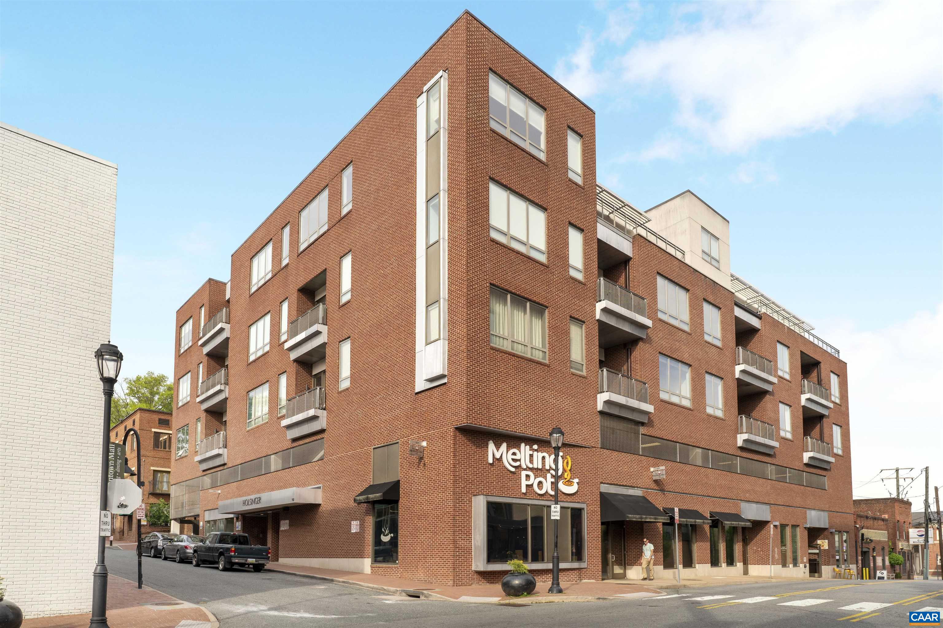 listing main picture