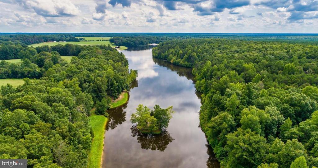 listing main picture