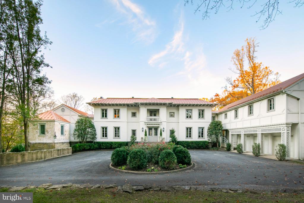 listing main picture