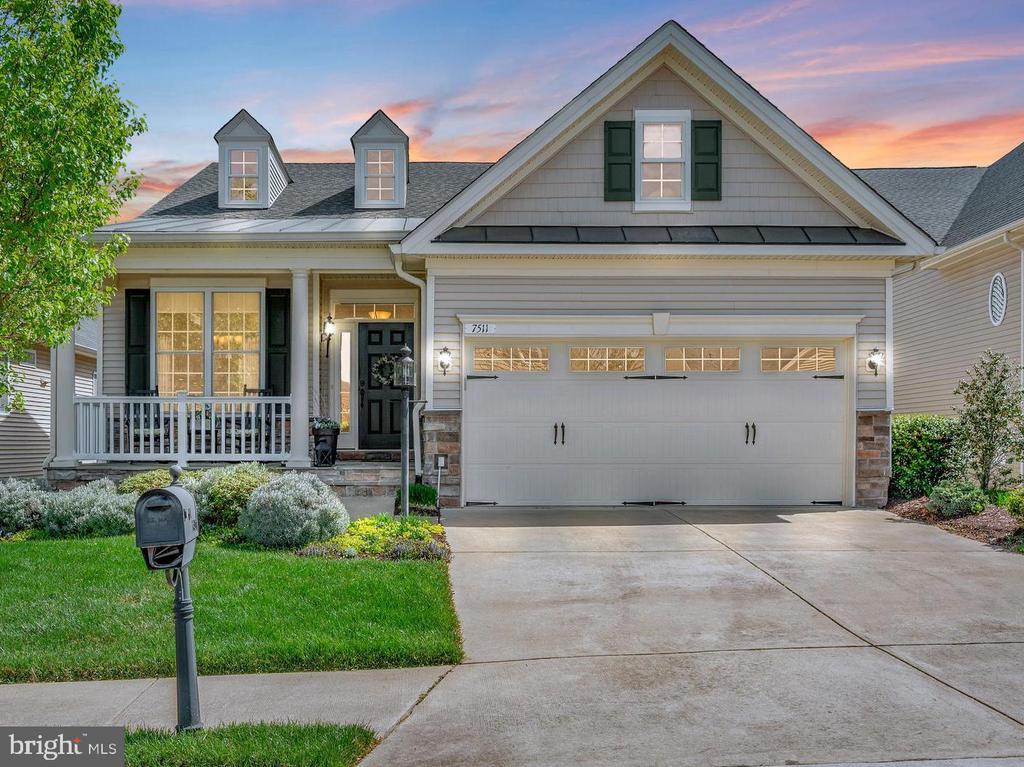 listing main picture