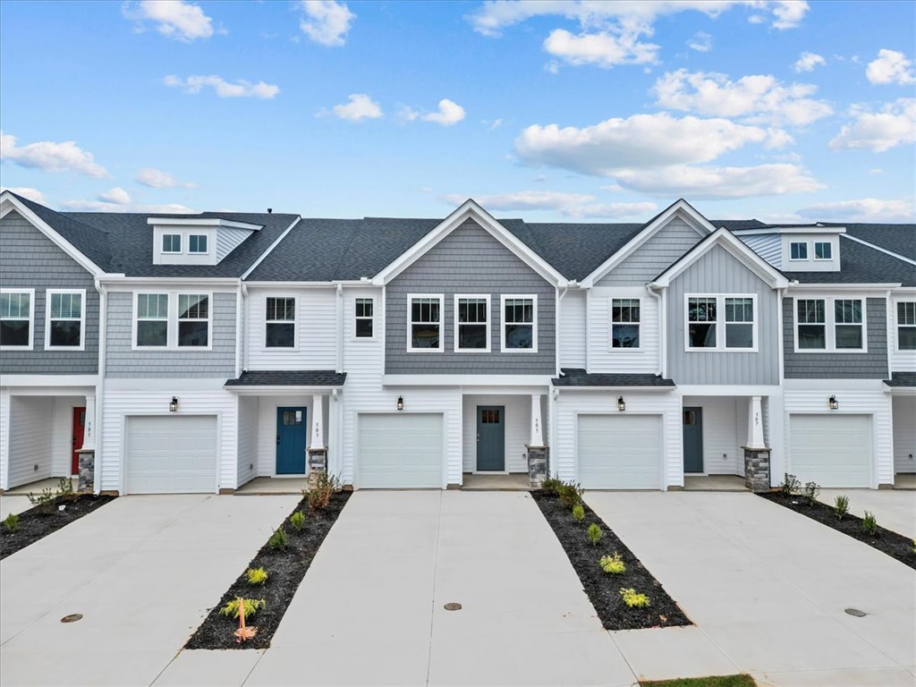 listing main picture