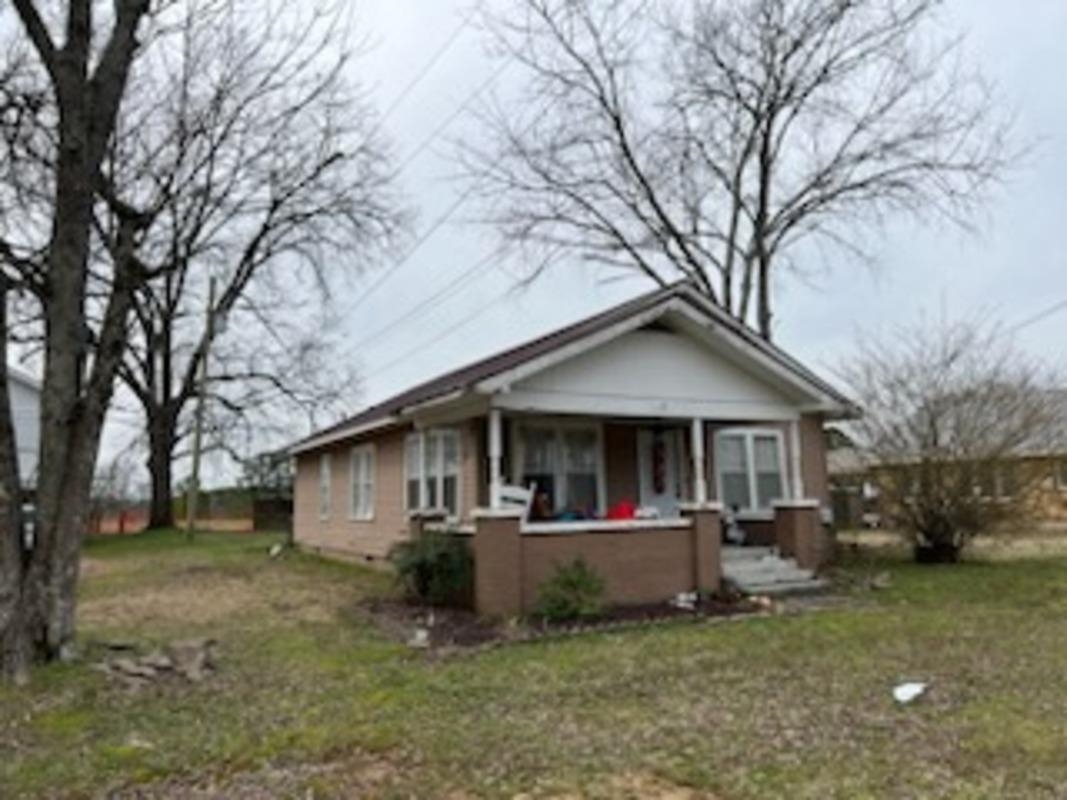 listing main picture