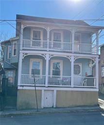 listing main picture