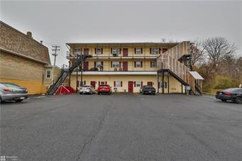 listing main picture