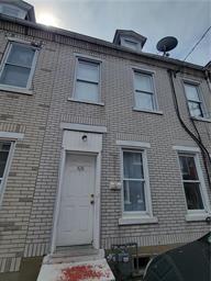 listing main picture