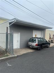 listing main picture