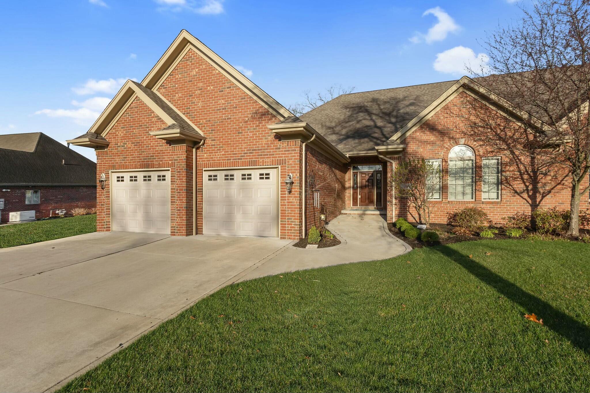 listing main picture