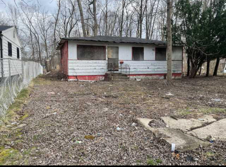 listing main picture