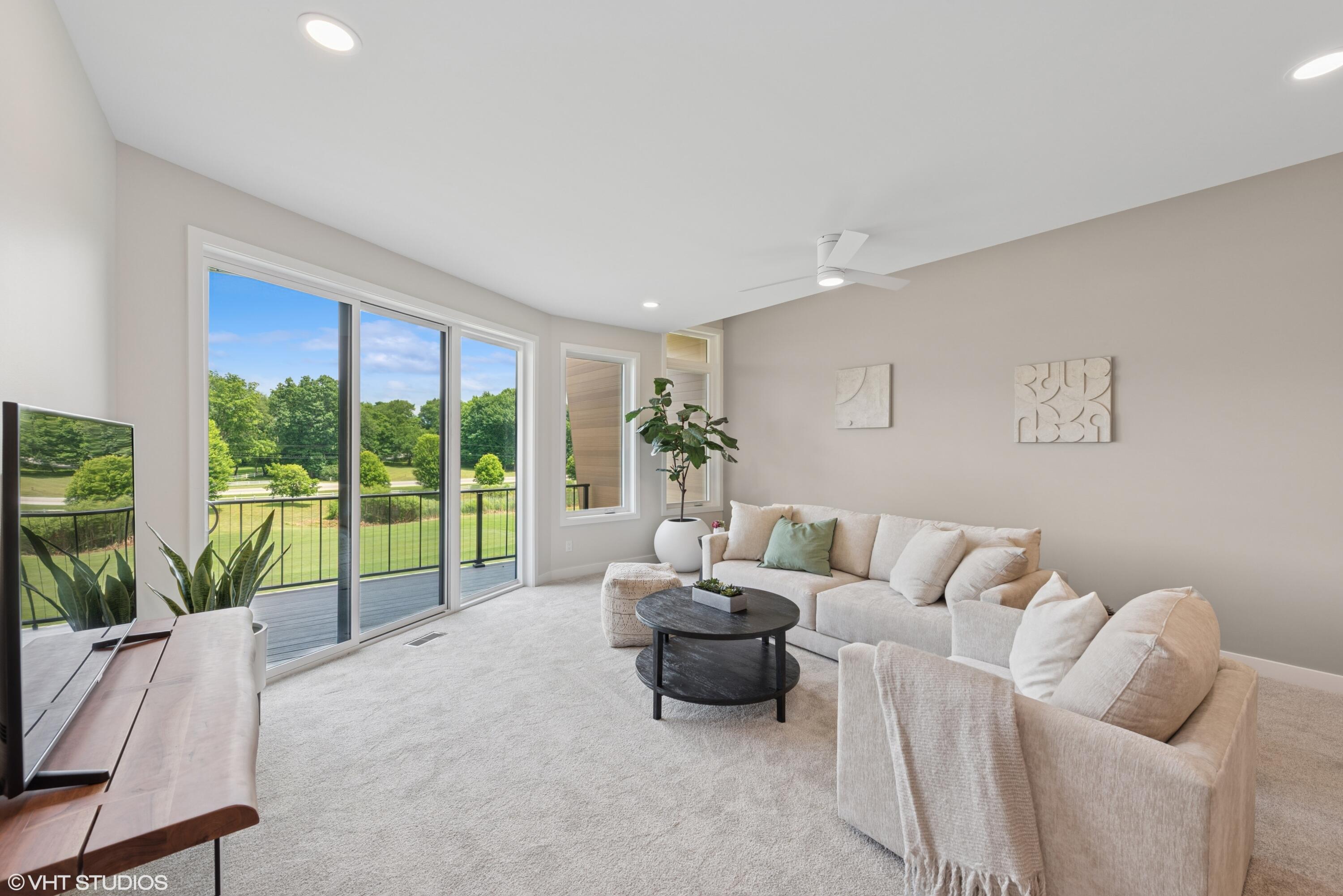 listing main picture