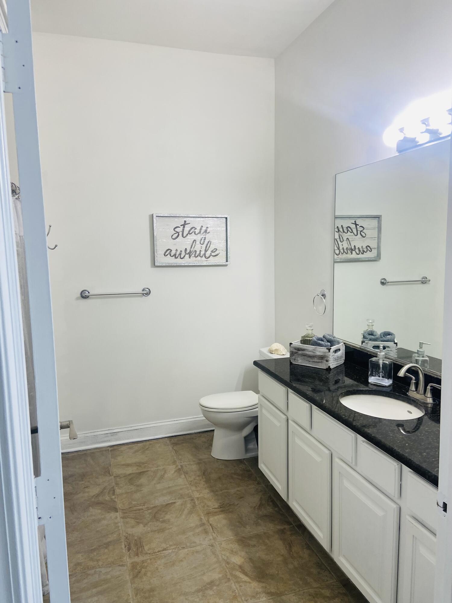 listing main picture