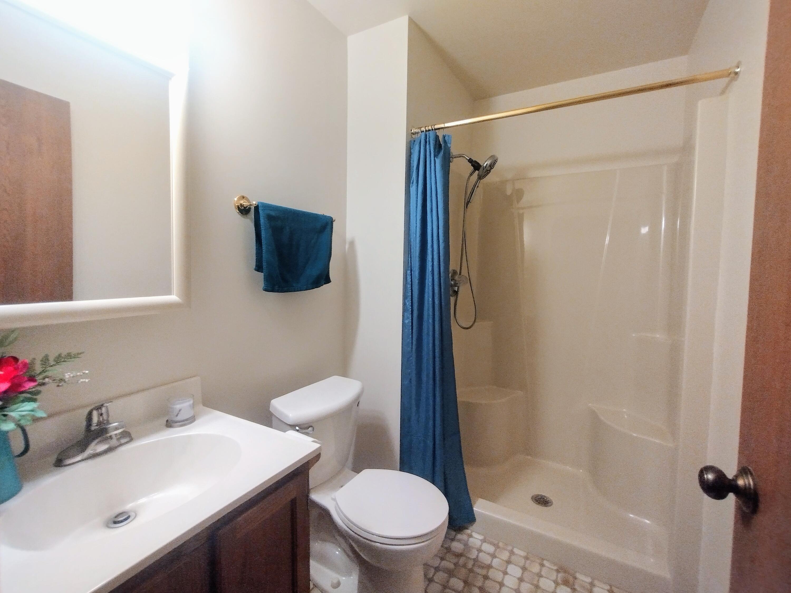 listing main picture