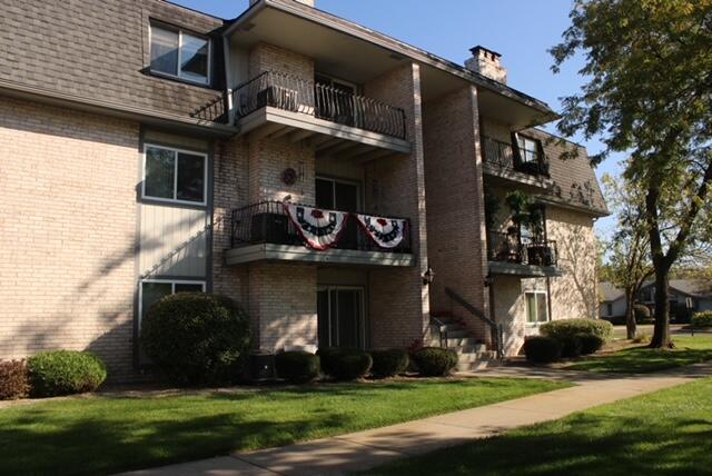 listing main picture