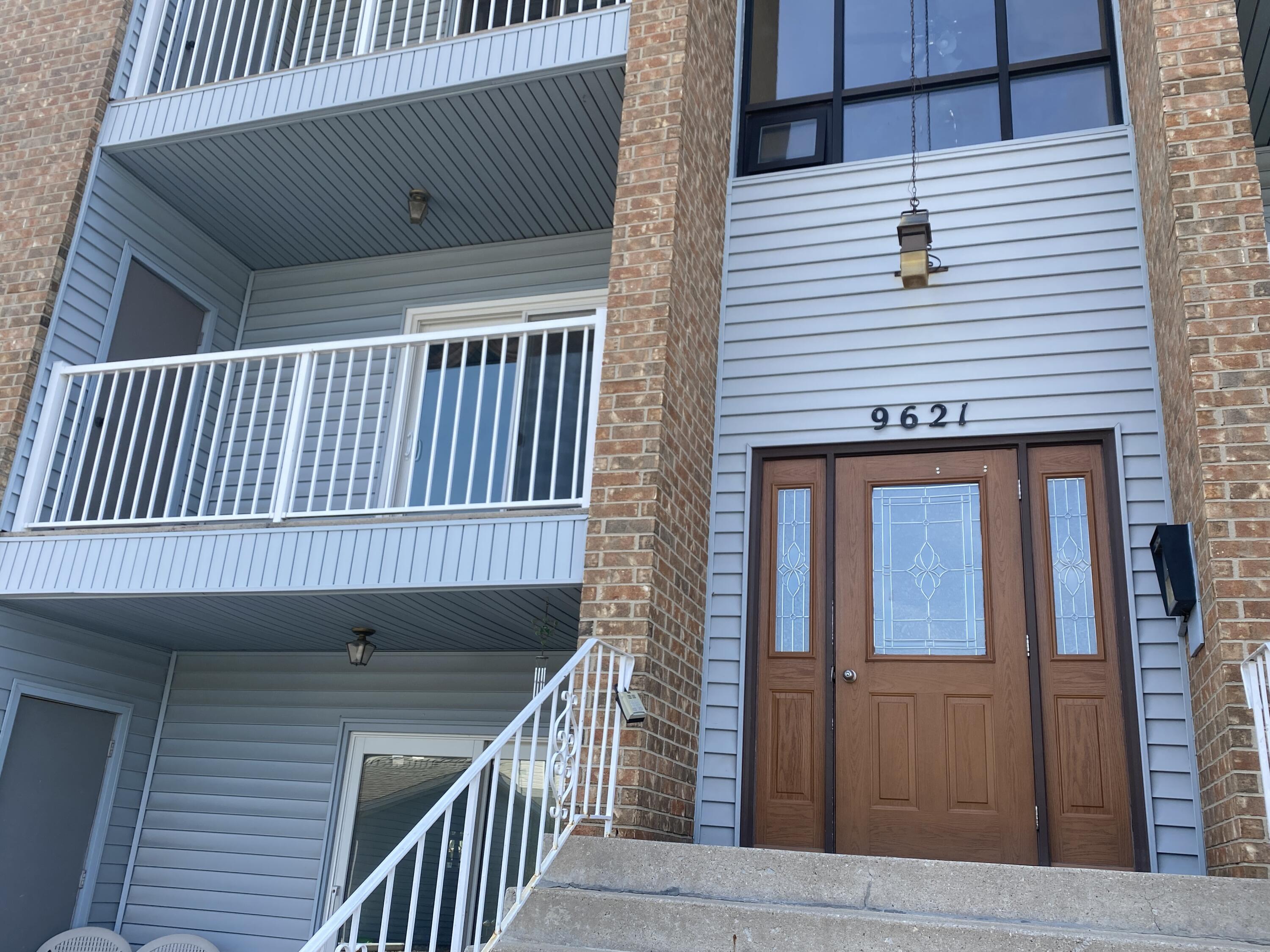 listing main picture