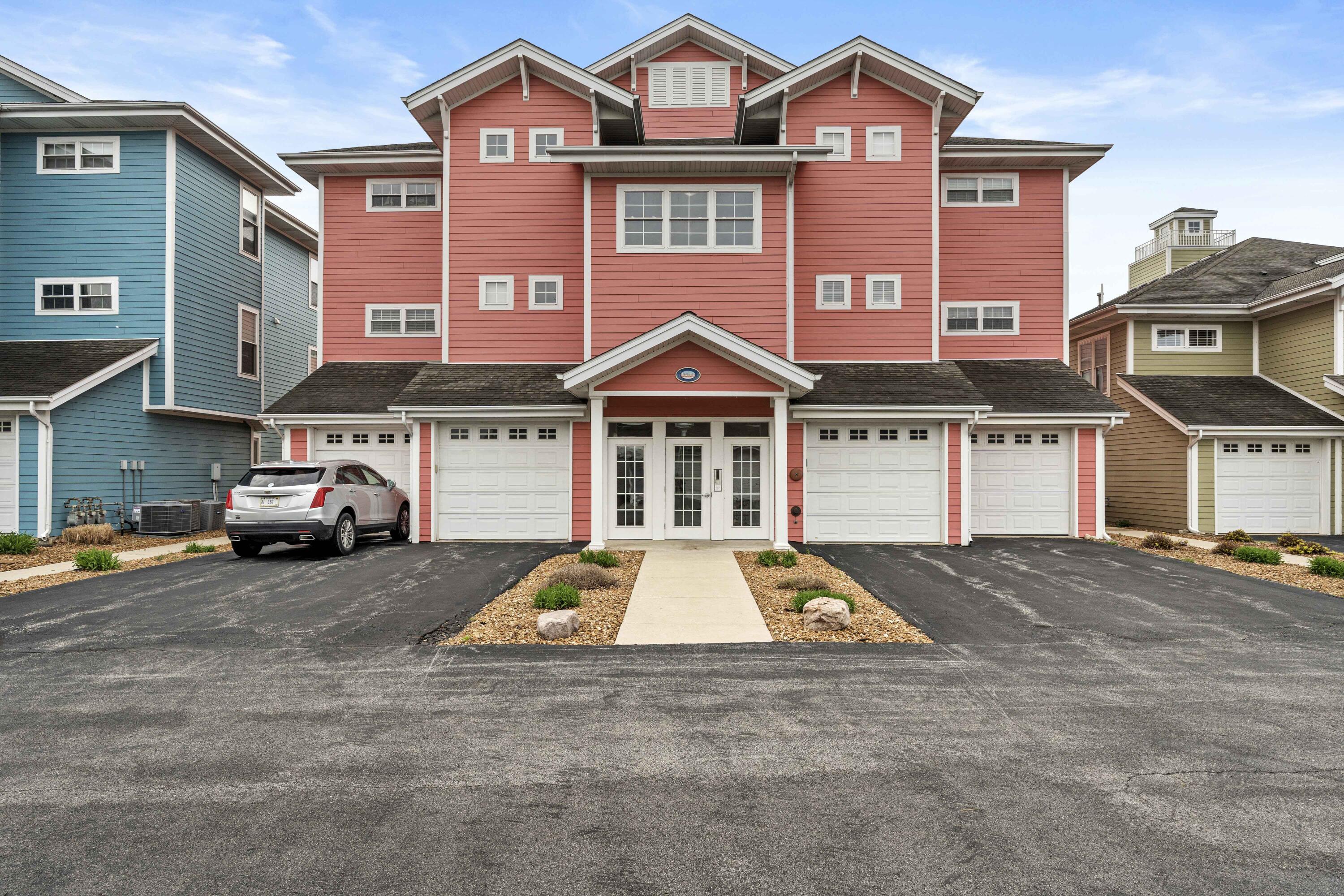 listing main picture